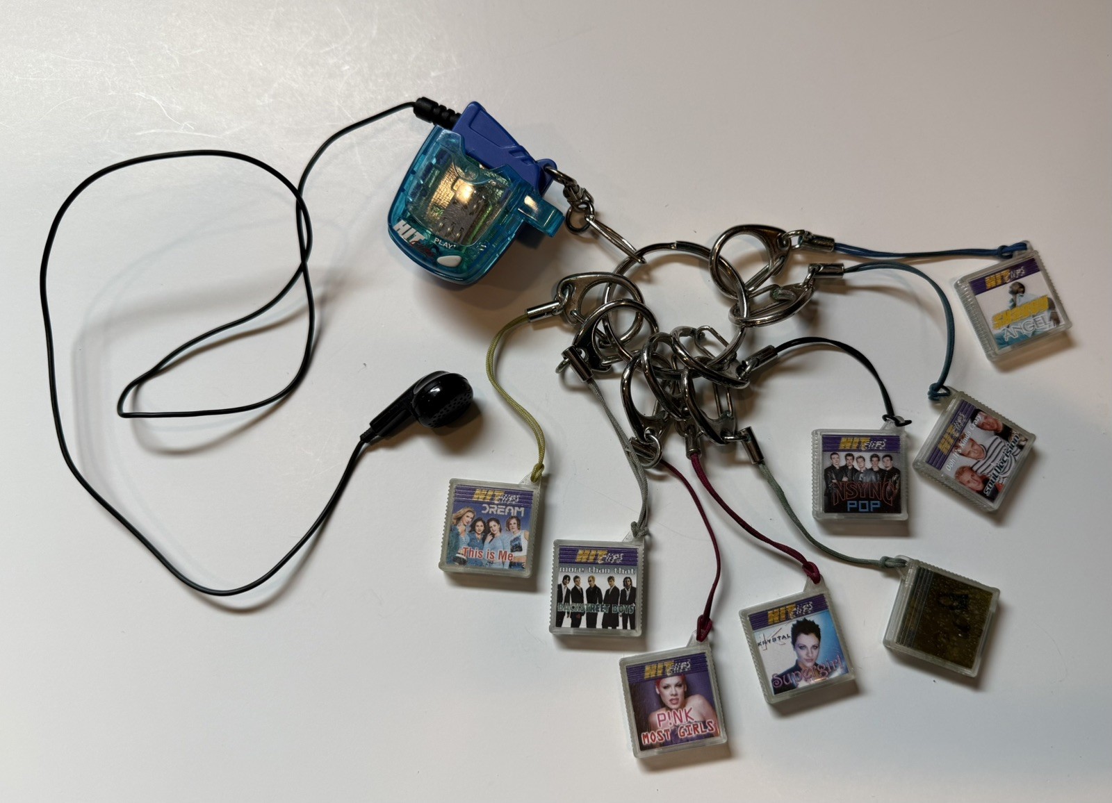 Vintage 2001 Hit Clips and 8 Inserts, Pink, Backstreet, NSync,Soul Decision Vintage 2001 Hit Clips and 8 Inserts, Pink, Backstreet, NSync,Soul Decision