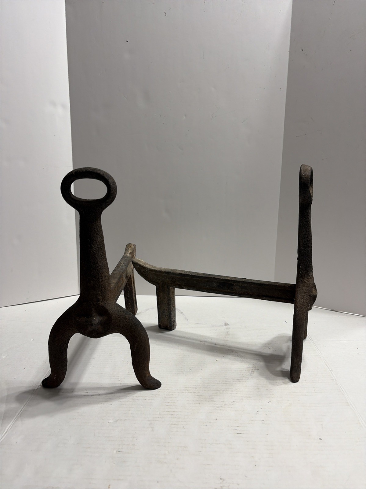 Set Of 2 Antique Fireplace Andirons Dogs Cast Iron Star Loop Design AS IS