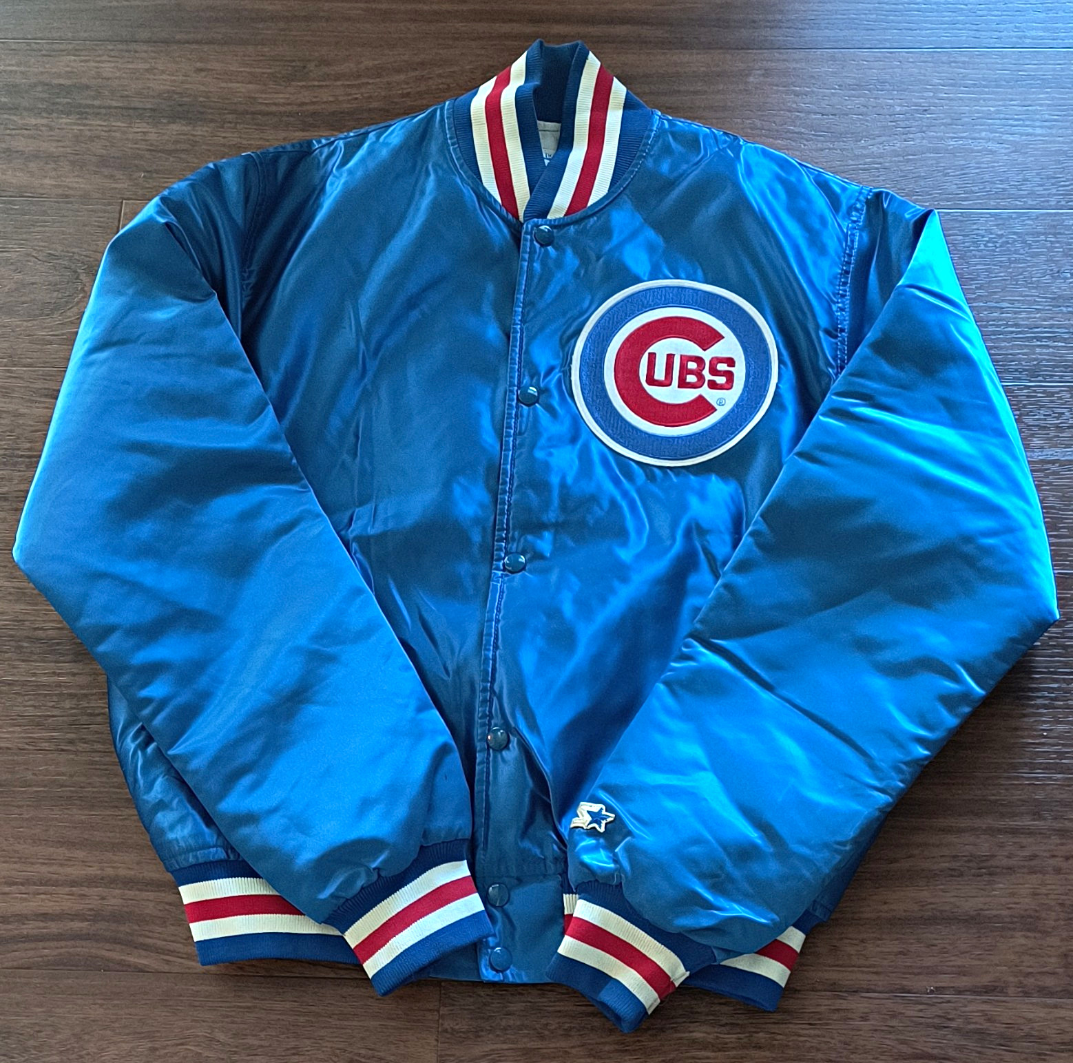 Starter Chicago Cubs MLB Officially Licensed Blue Satin Snap Button Jacket