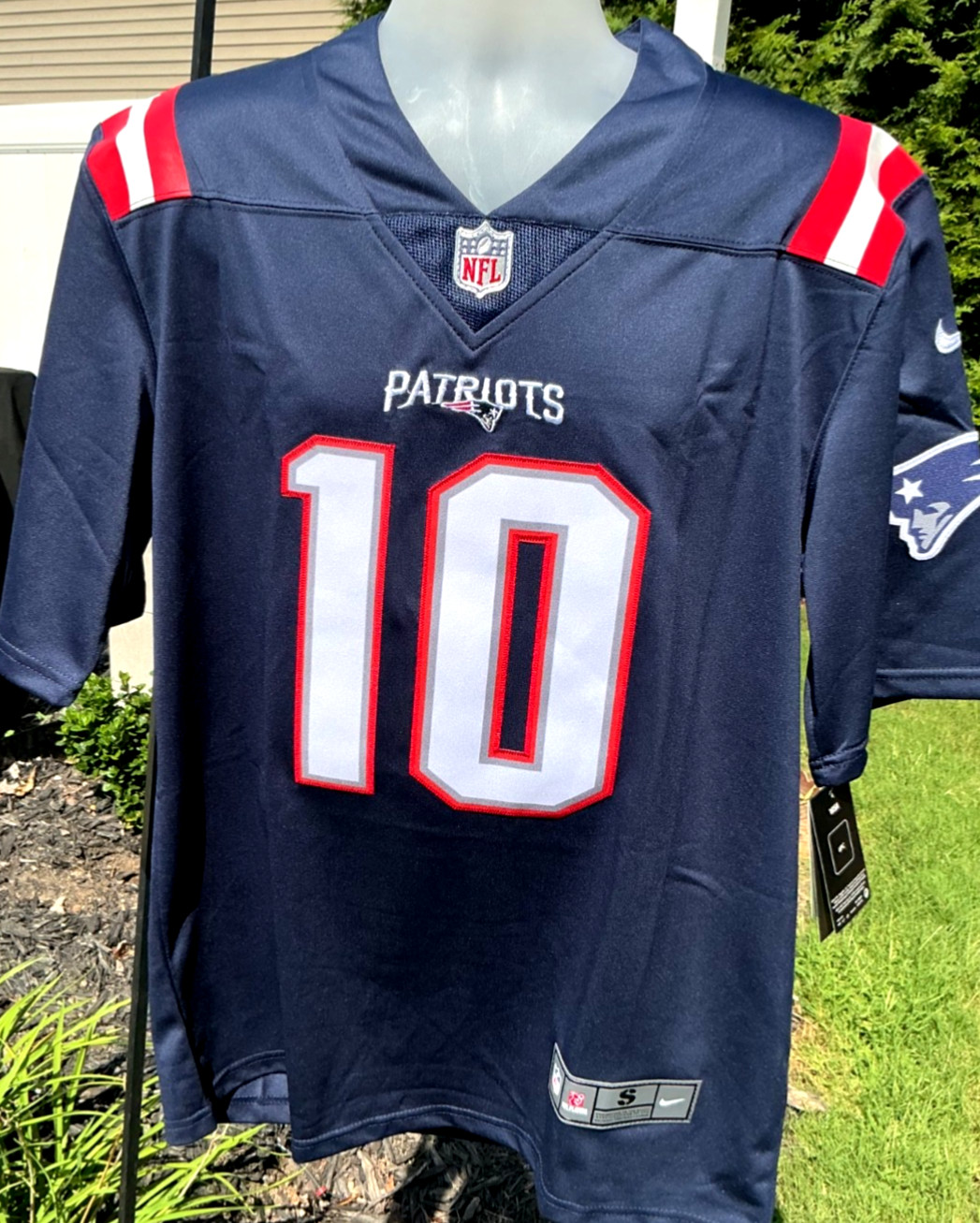 Maye 10 NWT Patriots Jersey Youth S-XL All Sewn Patches no Print Ships Next Day Maye 10 NWT Patriots Jersey Youth S-XL All Sewn Patches no Print Ships Next Day