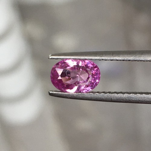 1.26 ct Natural Heated Pink Sapphire | Oval | AGCL Certified