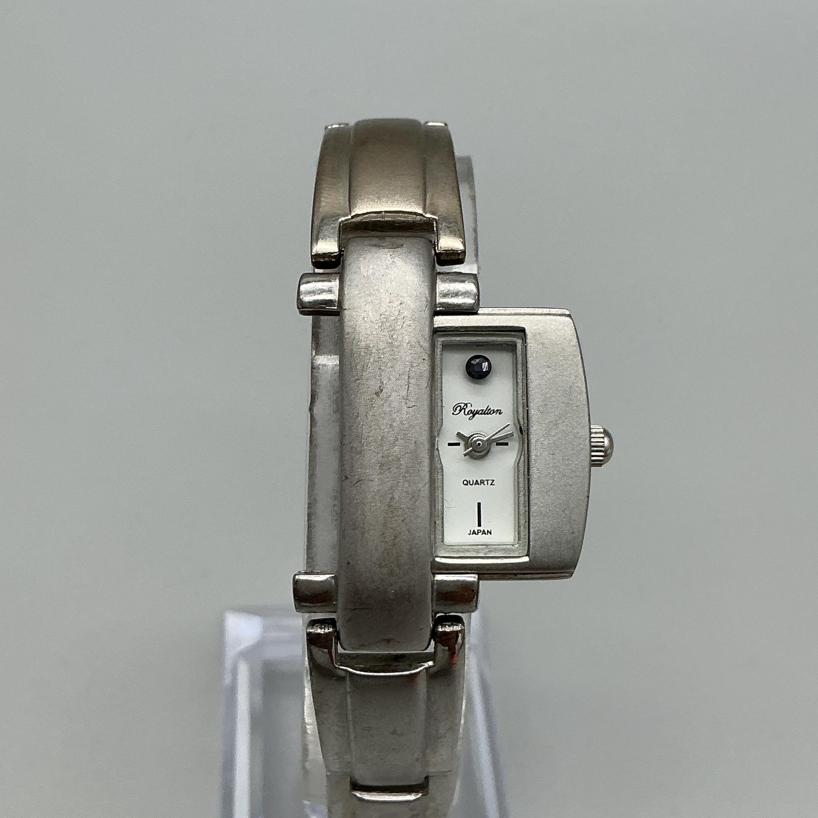 Vintage Royalton Slide Out Womens Watch 18mm Silver Tone New Battery 7\