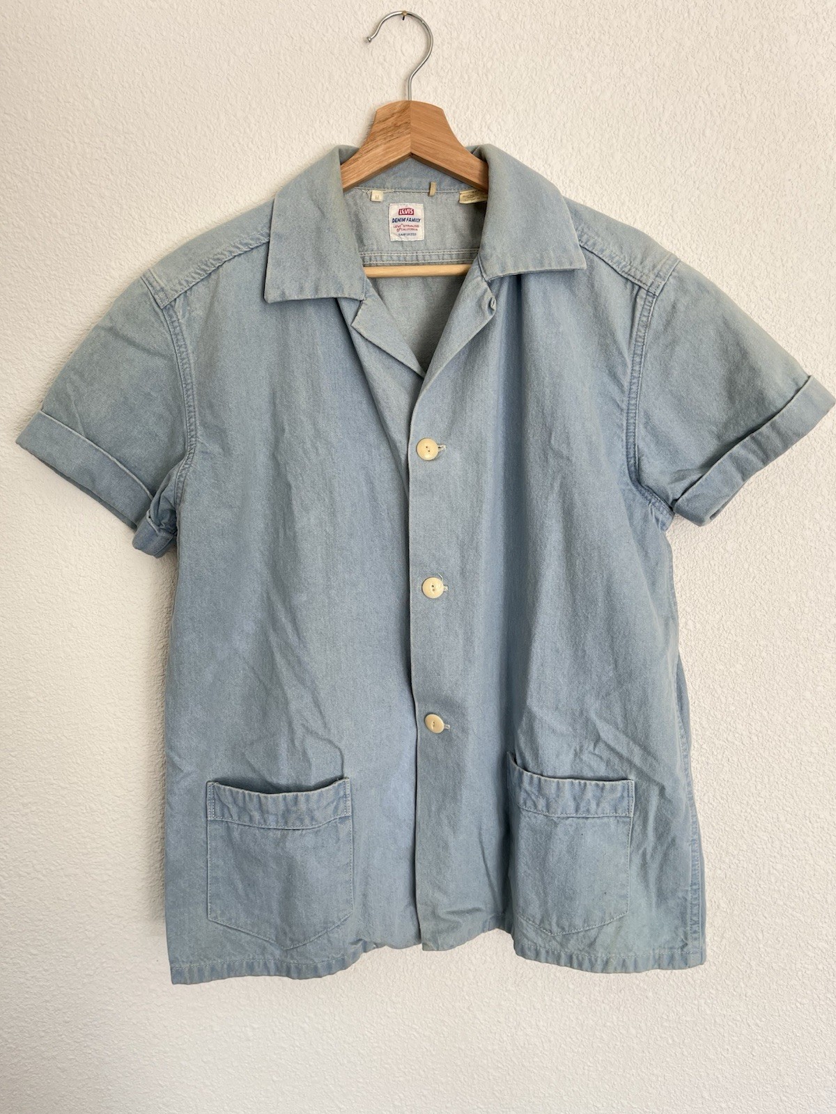 Levi\'s Vintage Clothing LVC Denim Family Chambray Shirt Jacket Mens M Vtg 1950s Levi\'s Vintage Clothing LVC Denim Family Chambray Shirt Jacket Mens M Vtg 1950s
