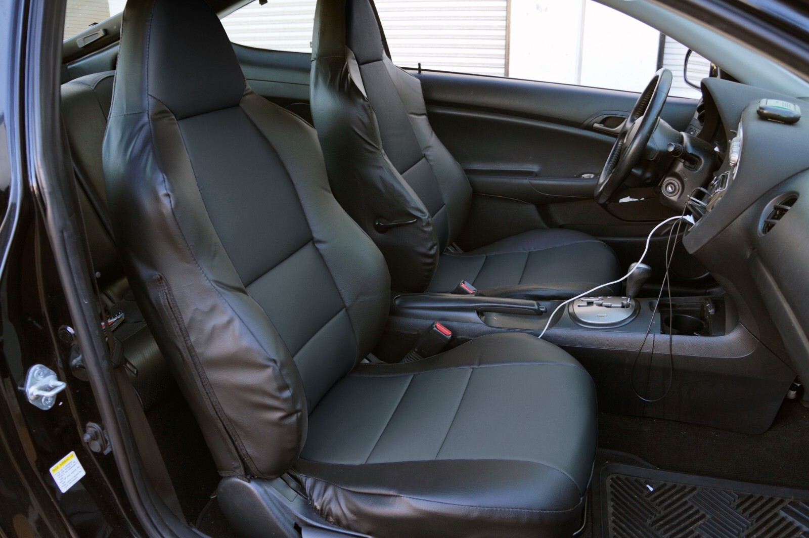 FOR ACURA RSX IGGEE S.LEATHER CUSTOM MADE FIT 2 FRONT SEAT COVERS BLACK