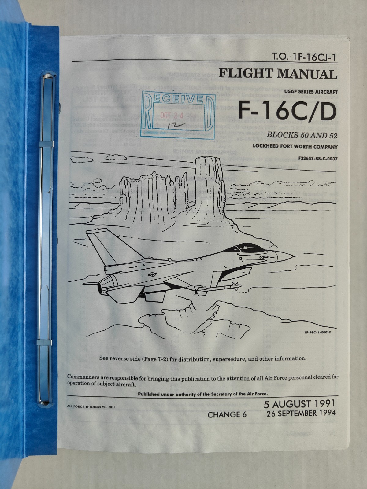 Vintage 1991/1994 Book USAF Series Aircraft F-16C/D Blocks 50 And 52 Wild Weasel Vintage 1991/1994 Book USAF Series Aircraft F-16C/D Blocks 50 And 52 Wild Weasel