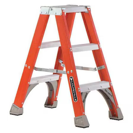 Louisville Fm1503 3 Ft Fiberglass Twin Stepladder, 300 Lb Capacity Louisville Fm1503 3 Ft Fiberglass Twin Stepladder, 300 Lb Capacity