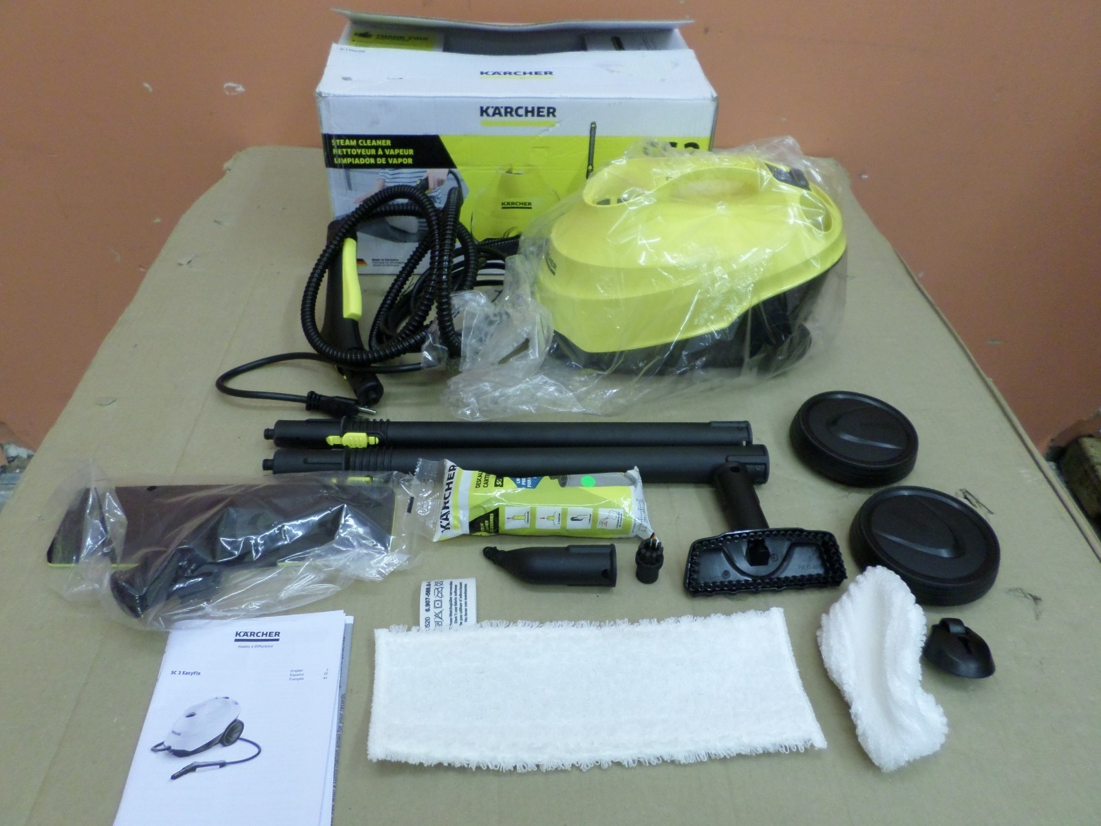 $399 NEW KARCHER SC 3 EasyFix Steam Cleaner Yellow  Made in Germany