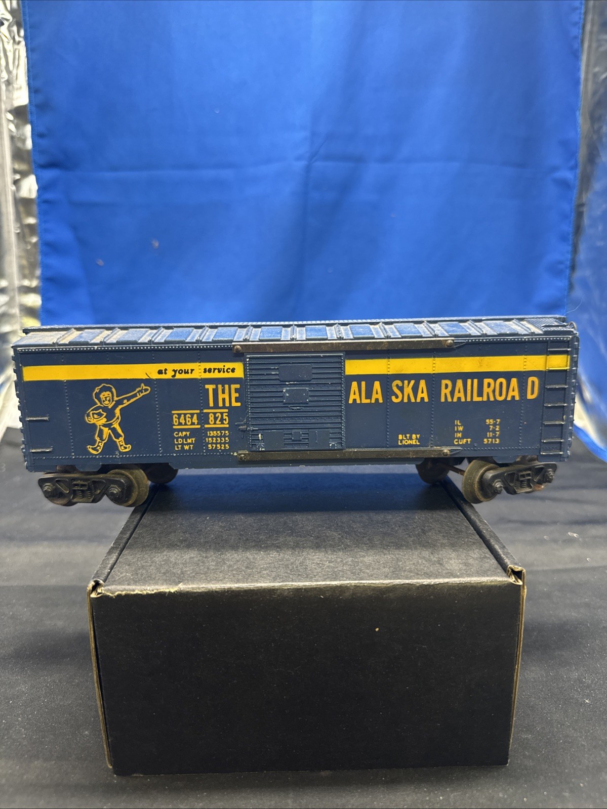 LIONEL #6464-825 THE ALASKA RAILROAD BOX CAR 