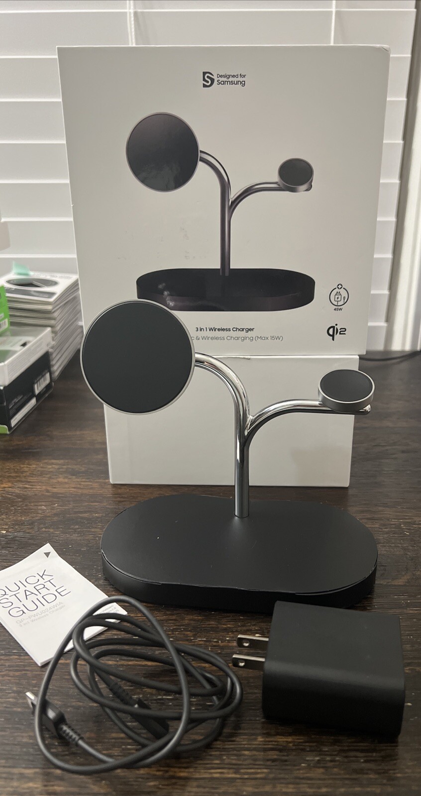 Designed For SAMSUNG 3 in 1 Wireless And Magnetic Charger Black USED*
