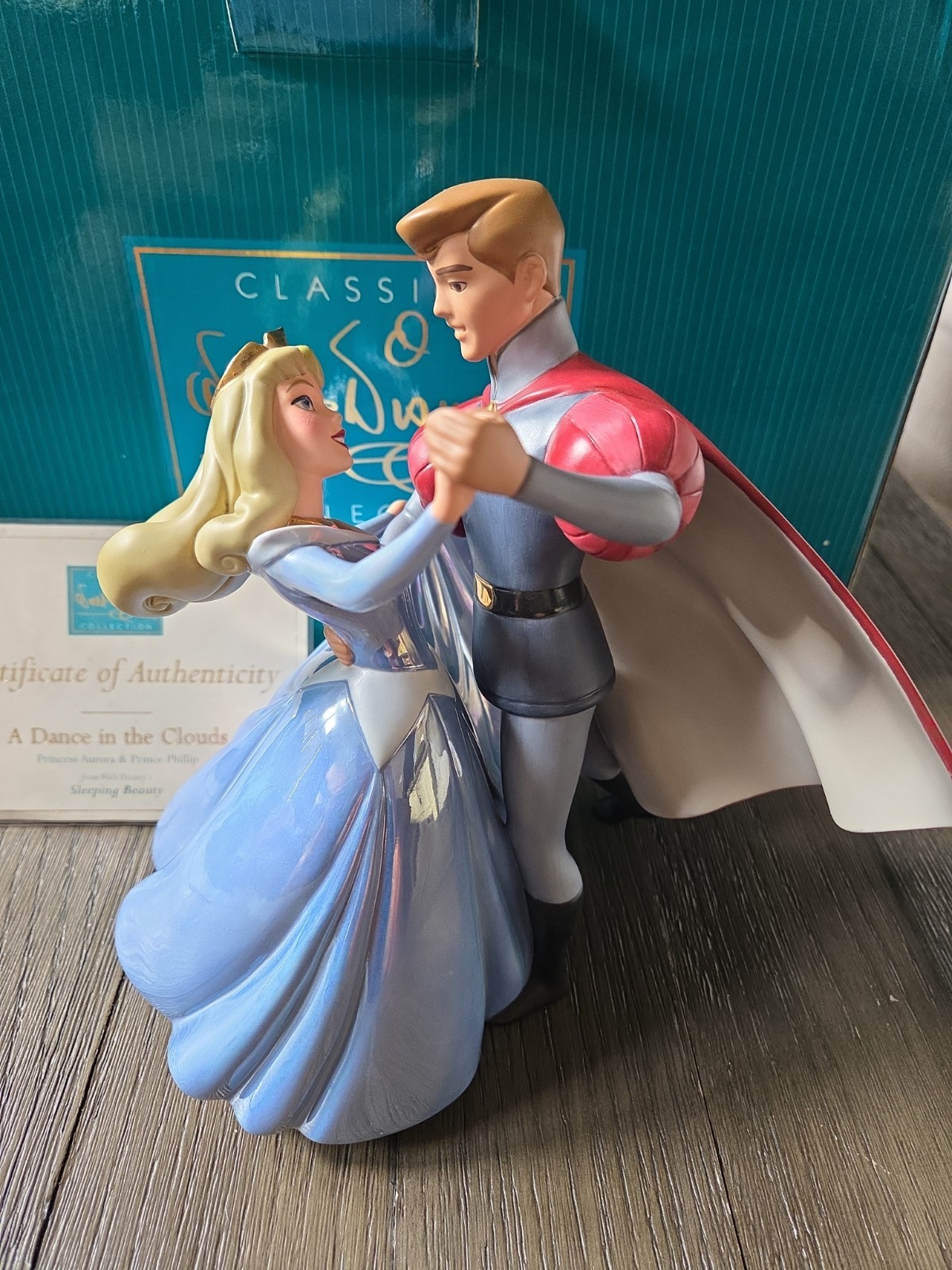 WDCC Sleeping Beauty A Dance in the Clouds Figurine W/ Box and COA Walt Disney WDCC Sleeping Beauty A Dance in the Clouds Figurine W/ Box and COA Walt Disney