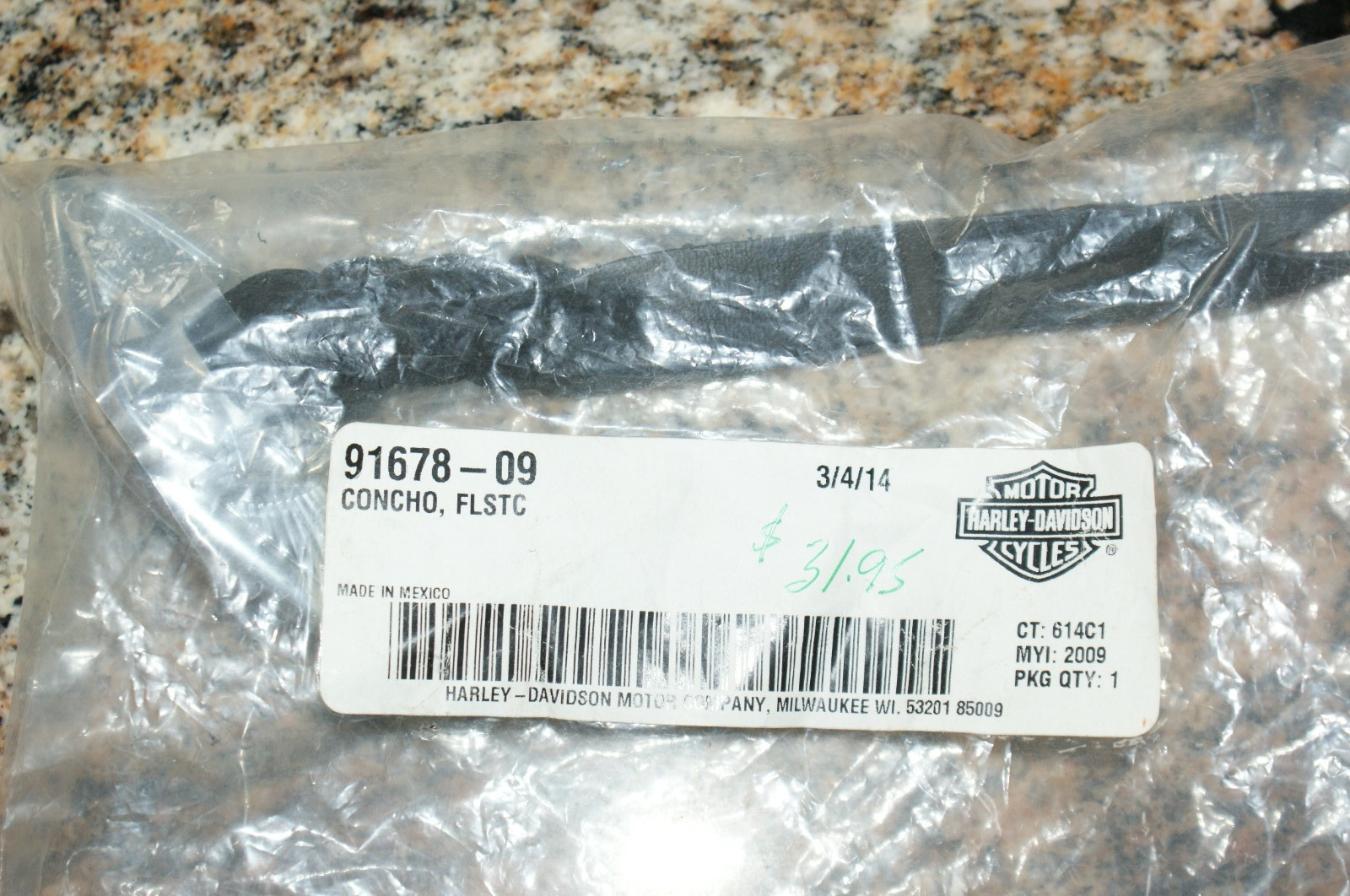 NOS OEM Harley Davidson 91678-09 concho flstc - used for display only NOS OEM Harley Davidson 91678-09 concho flstc - used for display only