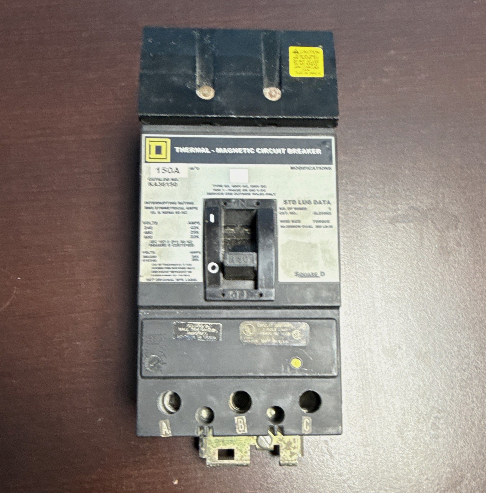 Square D KA36150 150A 3-Pole Thermal-Magnetic Circuit Breaker 600VAC Square D KA36150 150A 3-Pole Thermal-Magnetic Circuit Breaker 600VAC