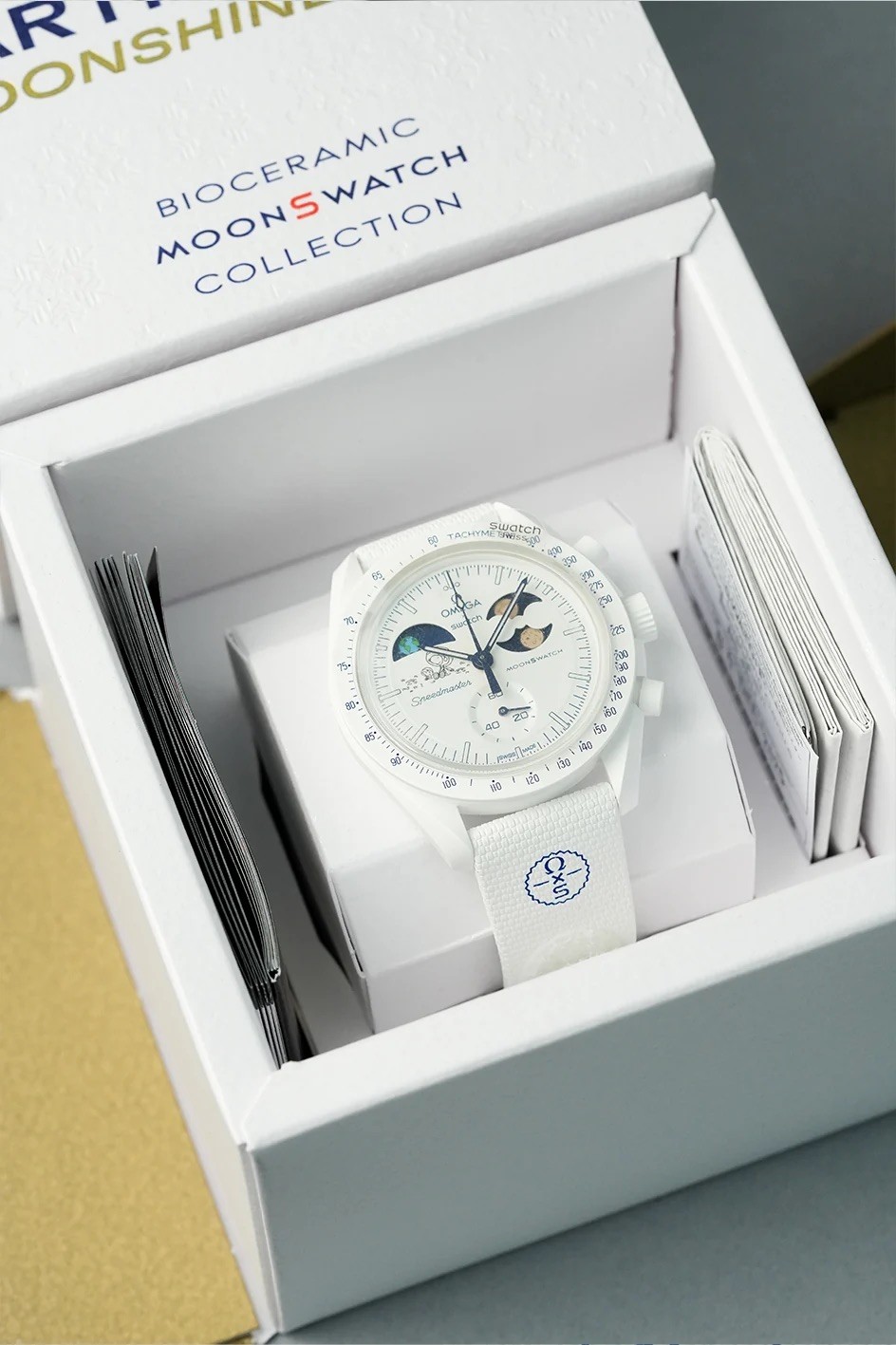 OMEGA x Swatch Cold Moon Mission to Earthphase Moonshine Gold Ref SO33W701L