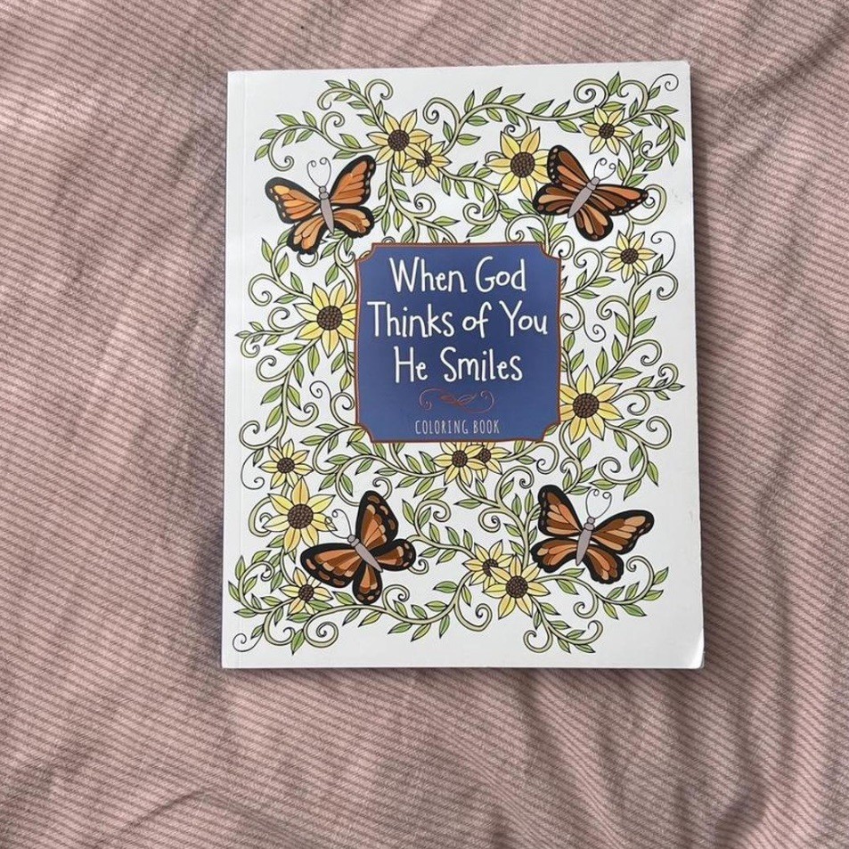 When God Thinks of You He Smiles: Coloring Book When God Thinks of You He Smiles: Coloring Book