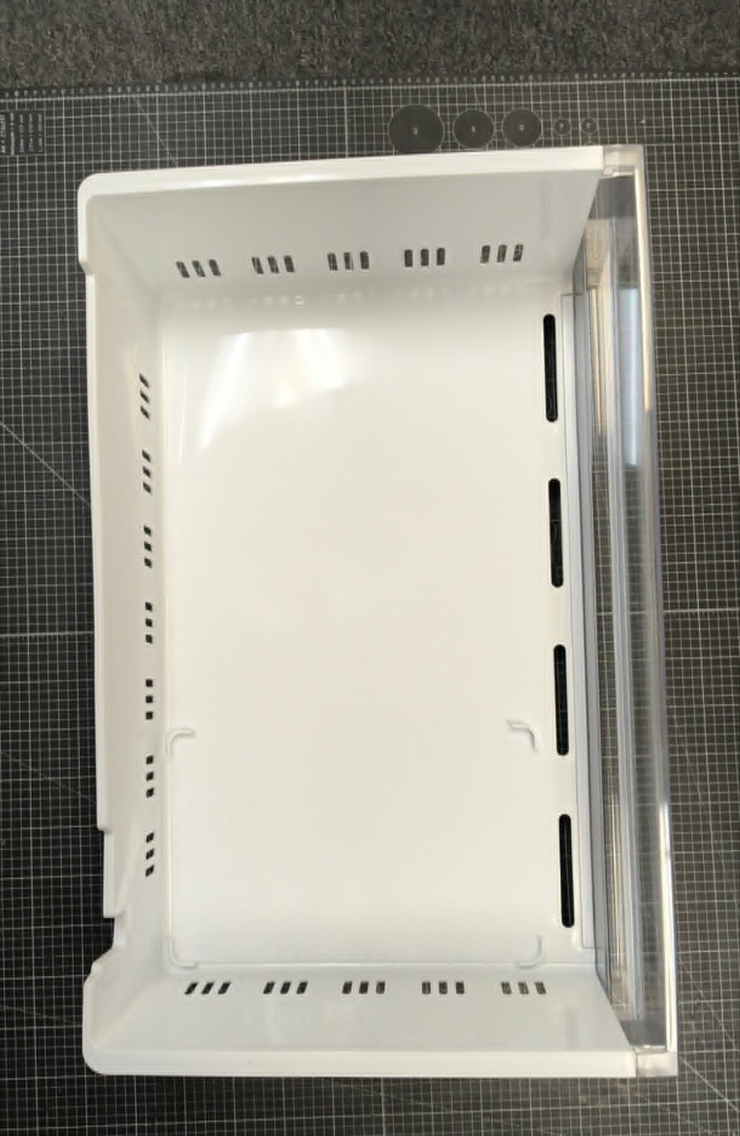 OEM LG Fridge Drawer Tray Assembly AJP75234932 For LRFS28XBS /00