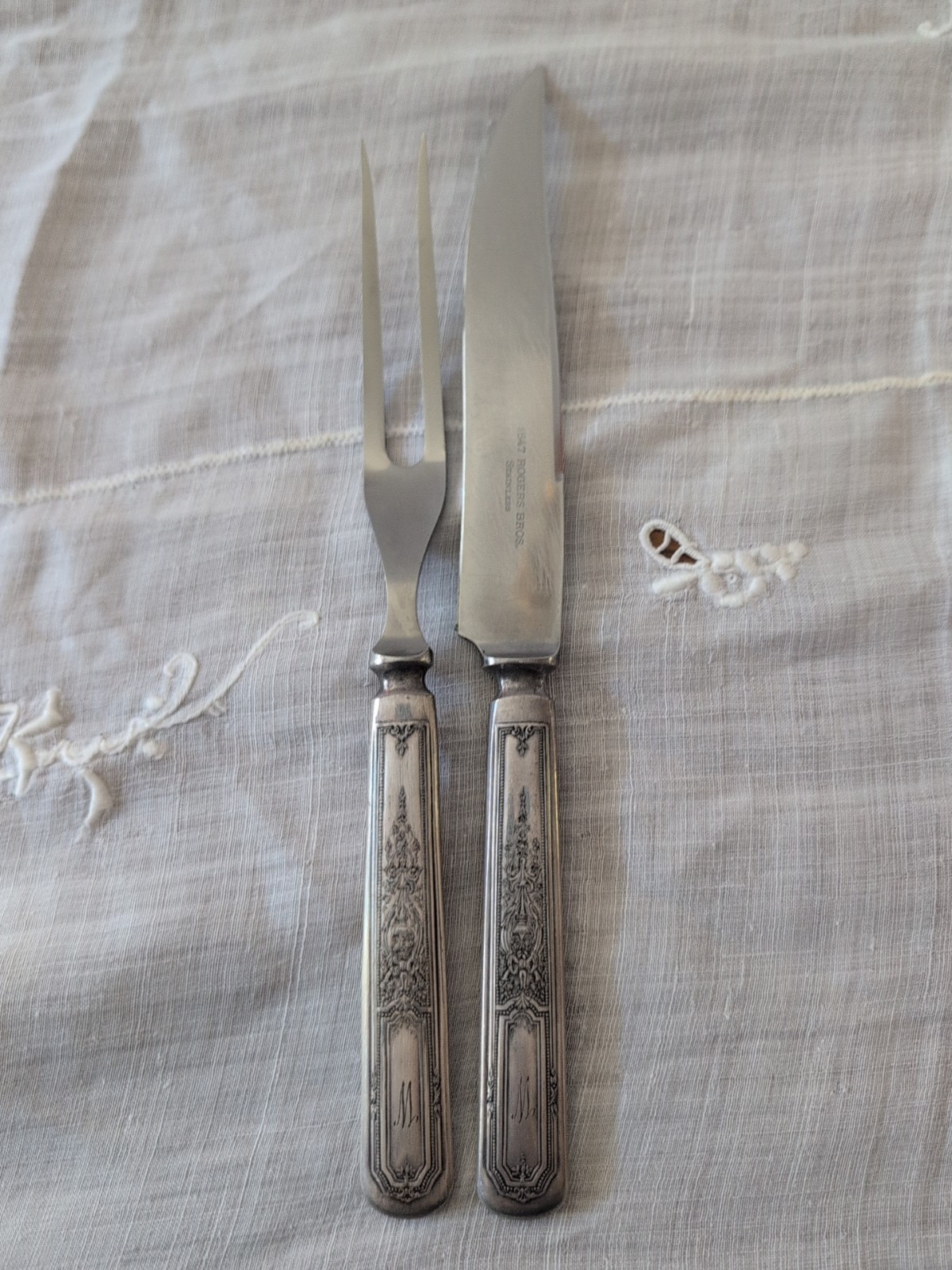 1847 Rogers Bros Ancestral Flatware Silverware Set Carving Knife & Fork W/M Mono
