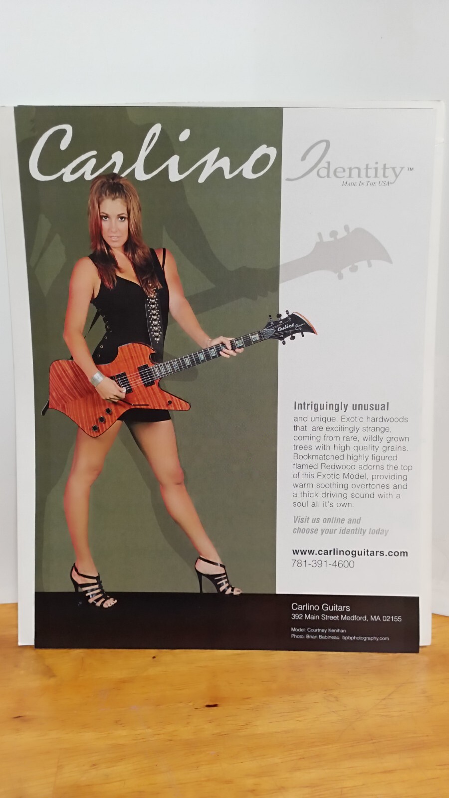 CARLINO GUITARS IDENTITY USA 2009 GUITAR PRINT AD 11 X 8.5   h1
