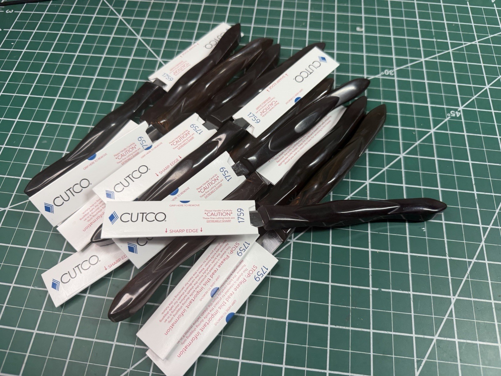 FRESHLY SERVICED BY THE CUTCO SERVICE CENTER Cutco 1759 Table Knife