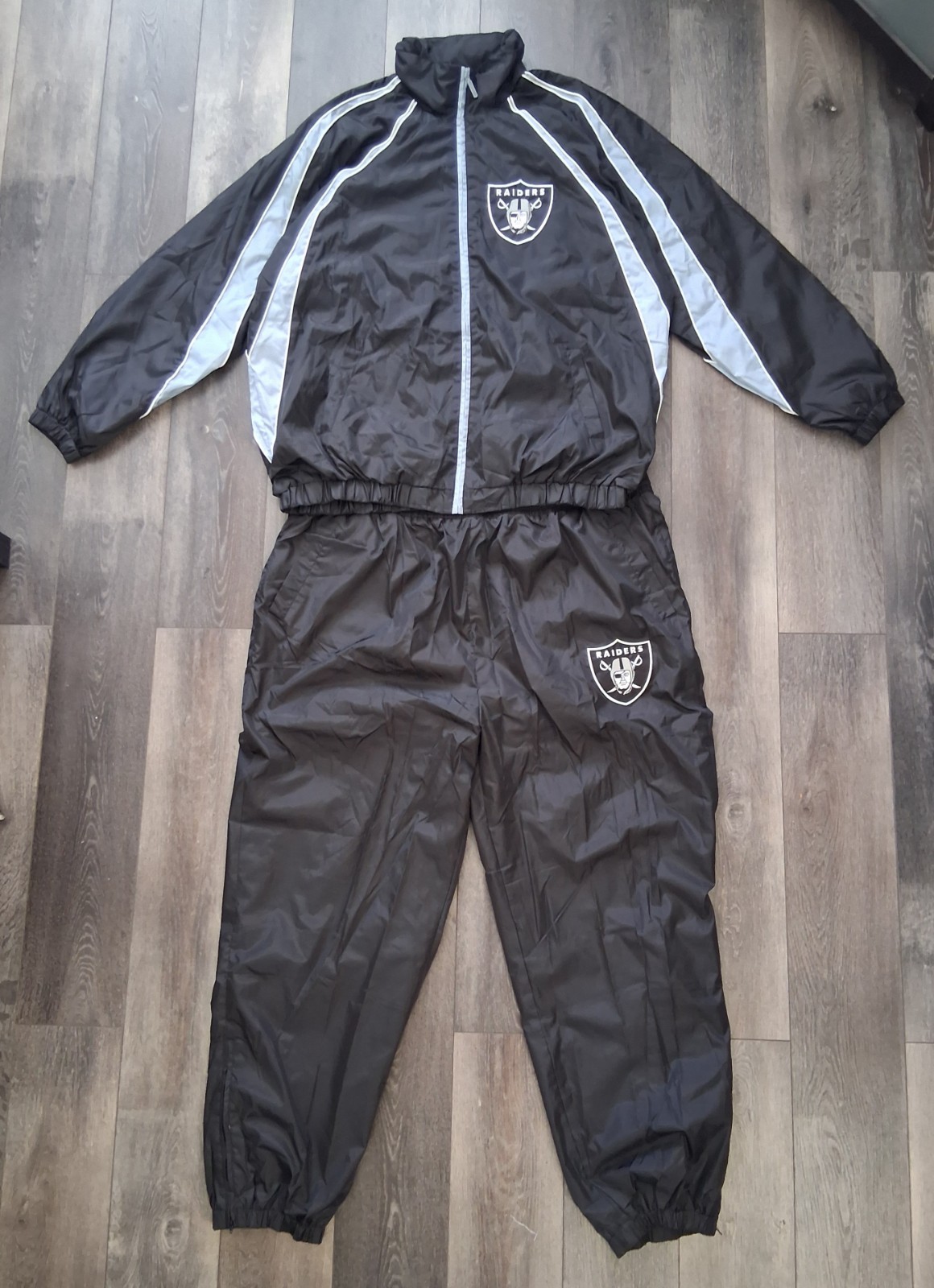 Vintage G-III Oakland Raiders Nylon Tracksuit Lined Mens Size 3XL NWOT 