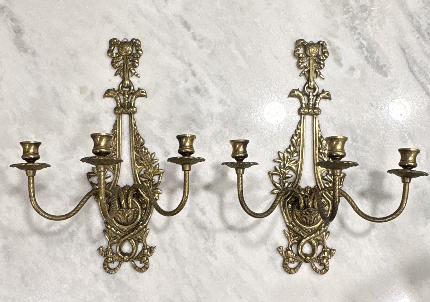 Antique, Set of 2, French Louis XV Style Figural Bronze Candelabra Wall Sconces Antique, Set of 2, French Louis XV Style Figural Bronze Candelabra Wall Sconces