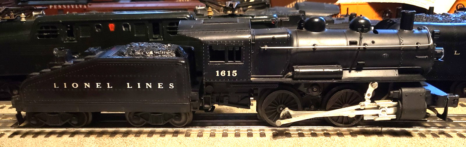 Lionel 1615 LOCO AND 1615 TENDER ONLY IN VERY GOOD COND. IN ORIGINAL BOX