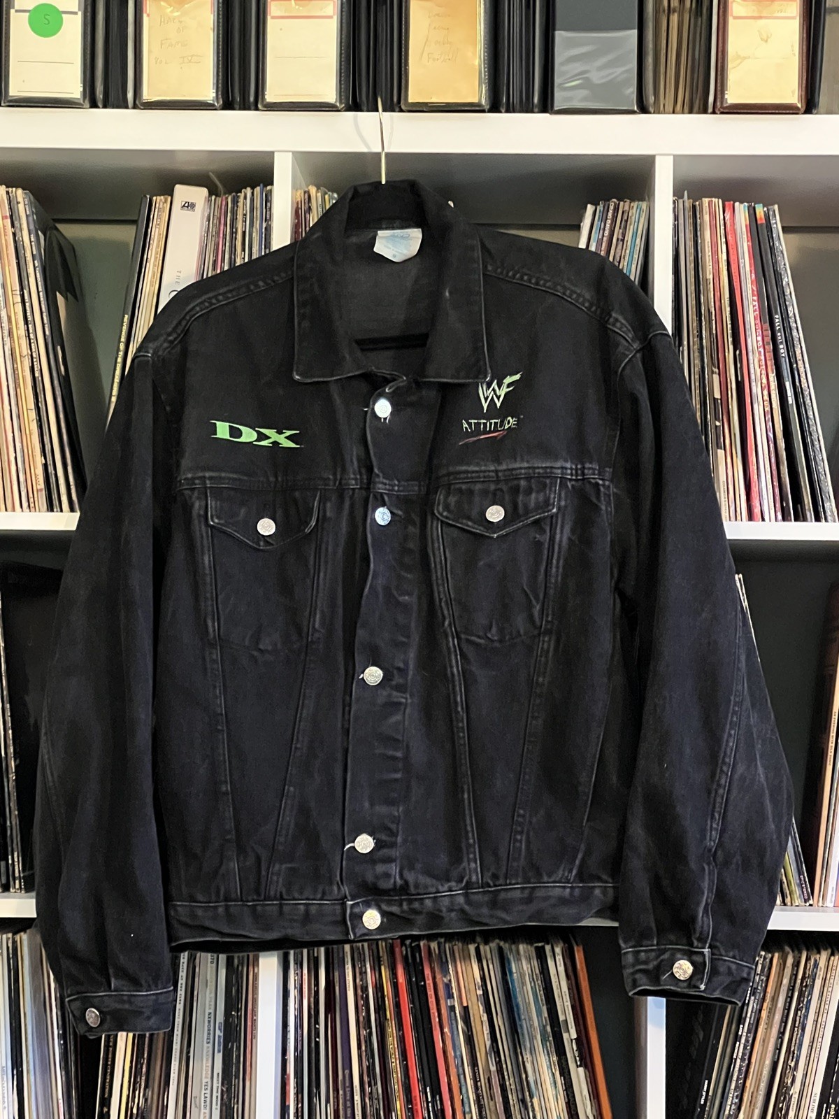 VINTAGE 90S WWF DX DENIM JACKET 1998 D GENERATION X LOGO WWE HHH HBK Medium VINTAGE 90S WWF DX DENIM JACKET 1998 D GENERATION X LOGO WWE HHH HBK Medium