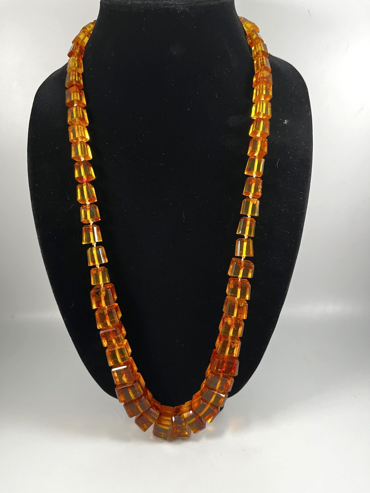 VINTAGE BALTIC AMBER CUBE BEADS KNOTED NECKLACE 30in 