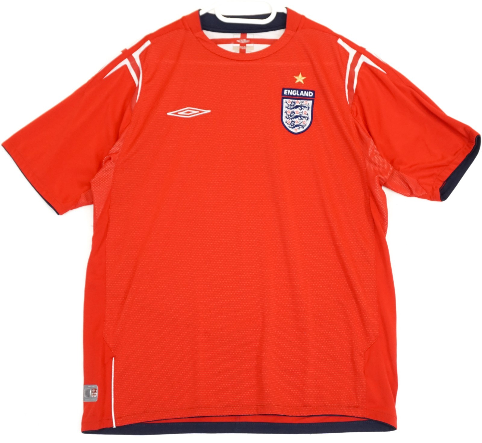 Umbro England Red Soccer National Team Jersey Men\'s Size L