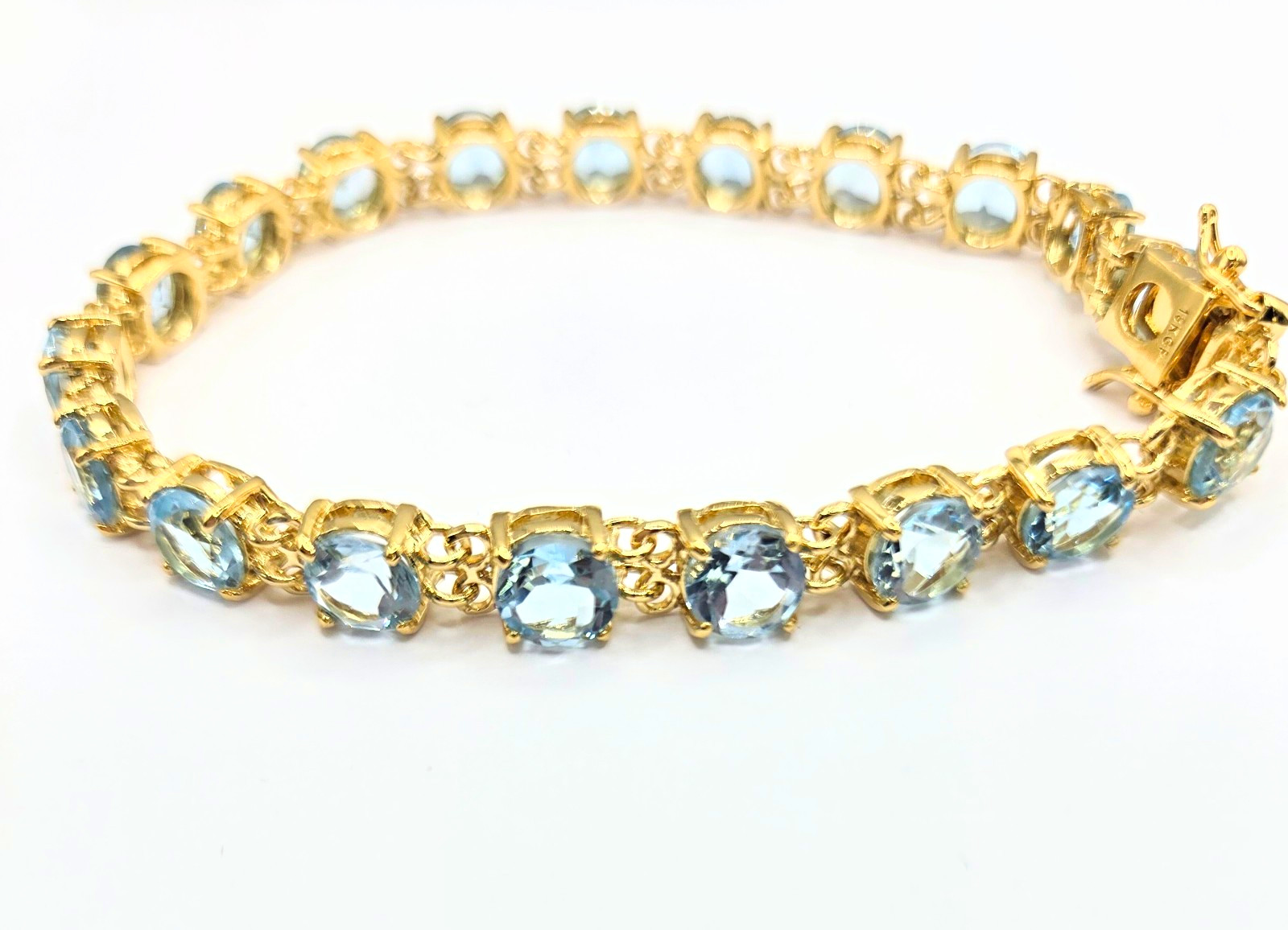 Gorgeous Womens 18K Gold Plated 17 CTW AAA Swiss Blue Topaz Designer Bracelet