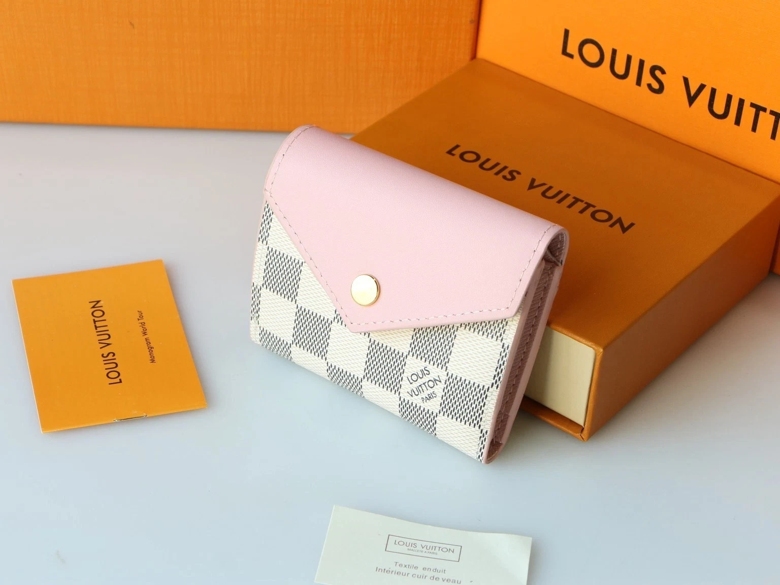 LOUIS Zoé Damier Azur Pink Leather Compact Wallet