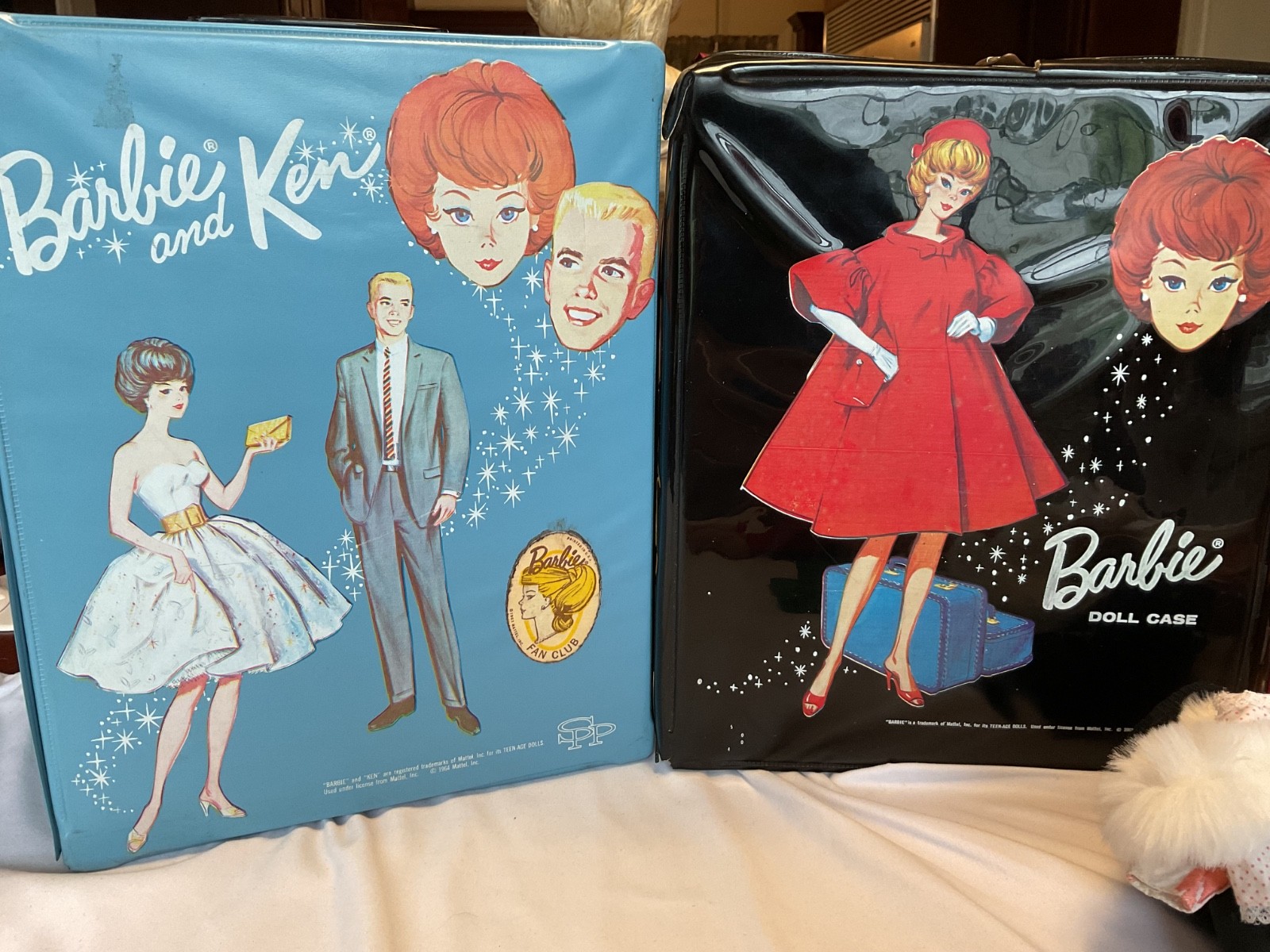 Vintage Barbie lot (9) with 2 cases & clothing shoes purses wigs