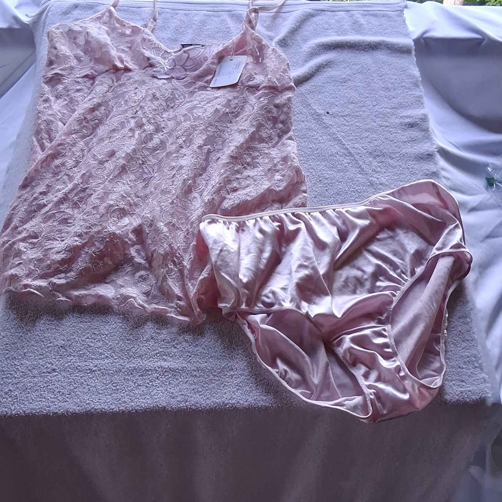Cinema Exoile Babydoll 2 Piece Set Pink Lace & Silk Top Size L Bottom Size 8 NWT