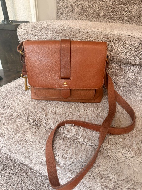 FOSSIL Kinley Leather Small Crossbody Shoulder Purse Solid Brown Authentic New
