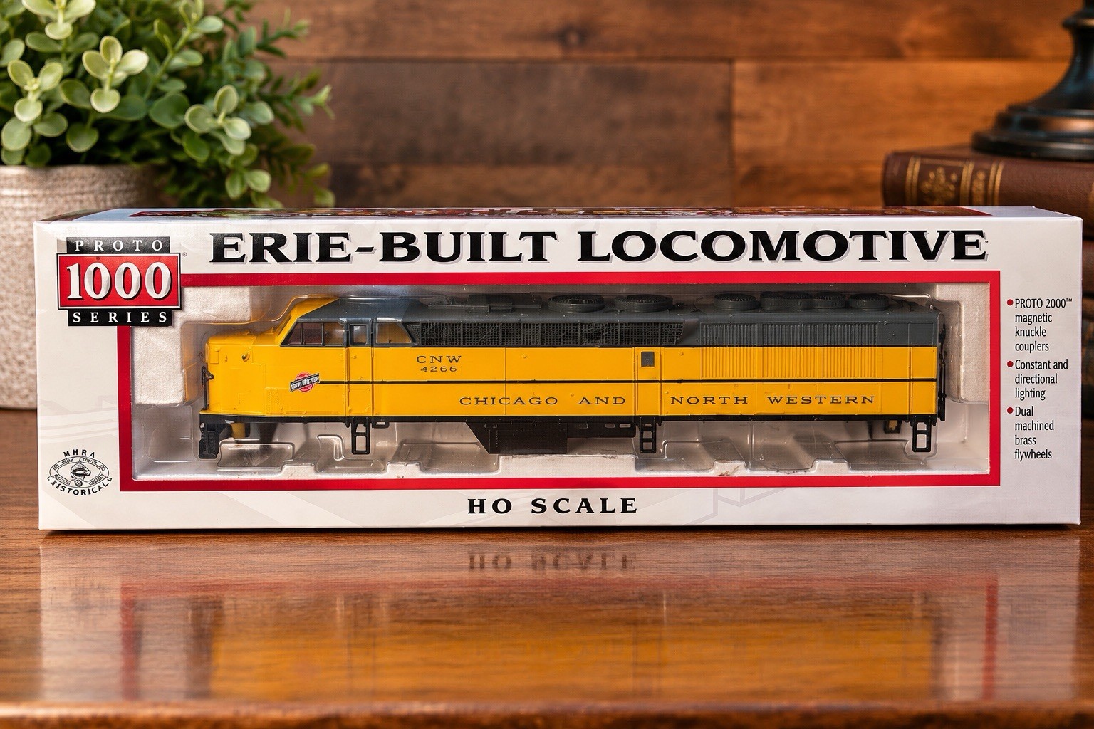 Proto 1000 HO Scale Erie-Built Diesel Locomotive C&NW Analog DC Light