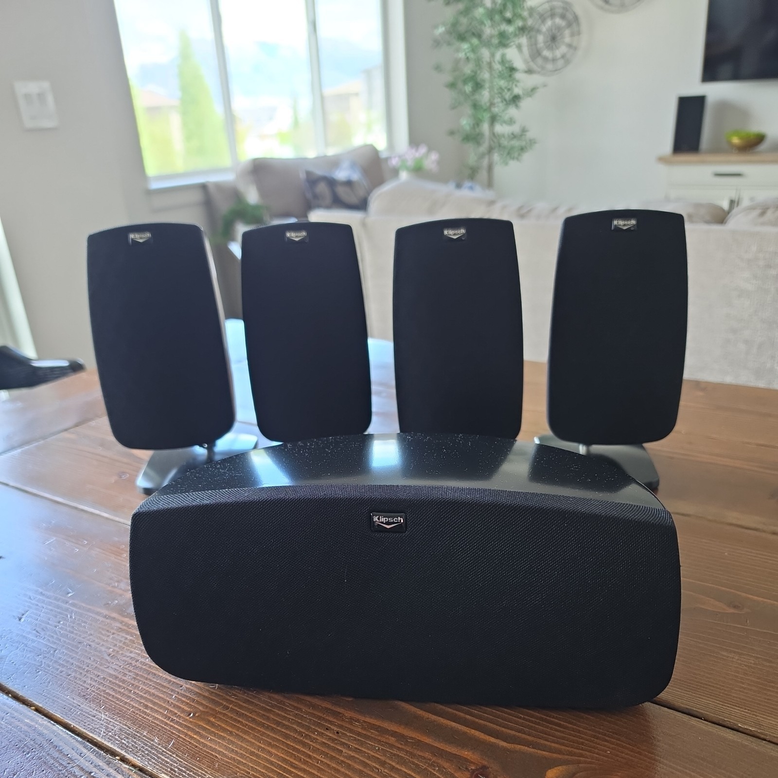 Klipsch Quintet Set of 5 Surround Home Theater Speakers - Tested Klipsch Quintet Set of 5 Surround Home Theater Speakers - Tested