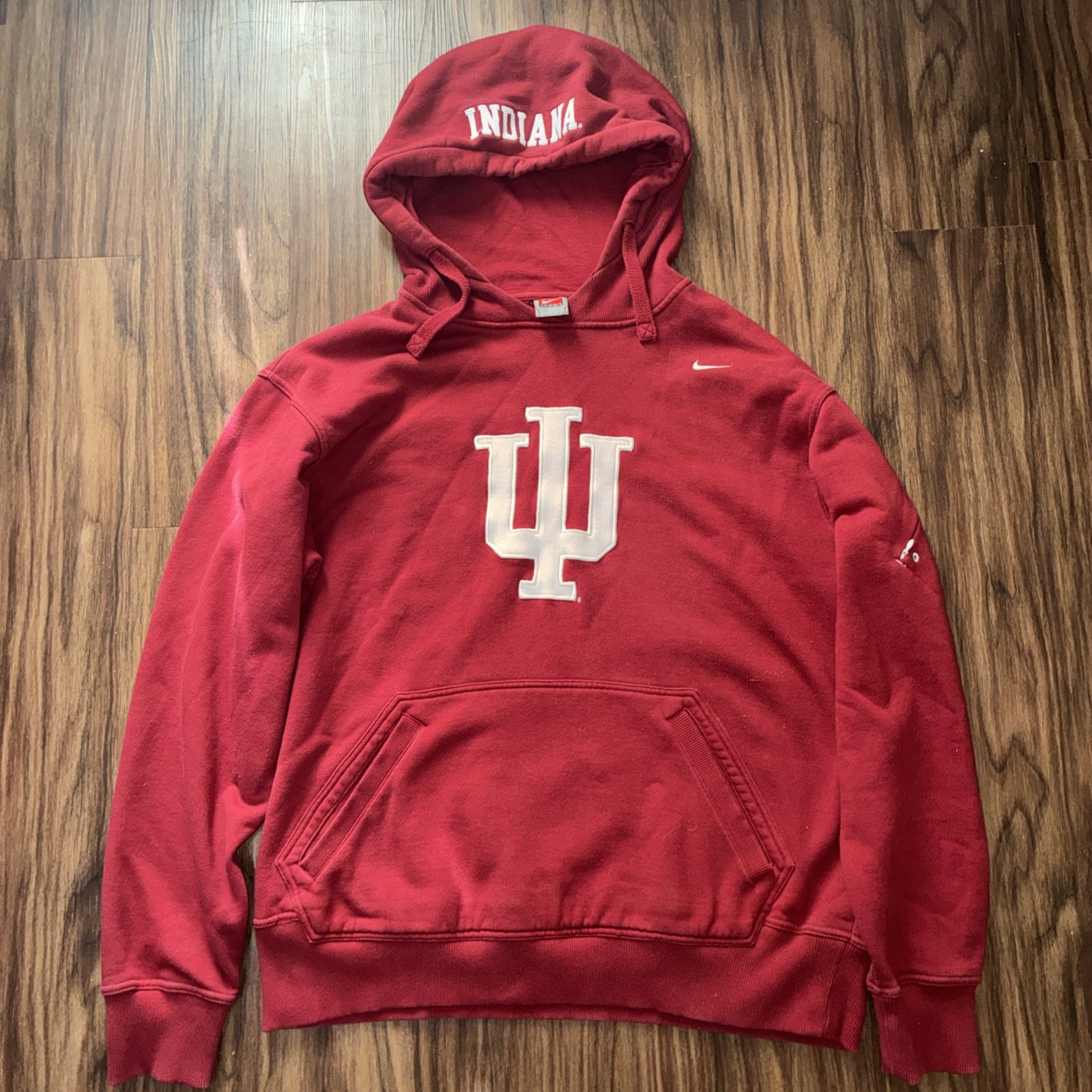 Vintage Nike Indiana Hoosiers Swoosh Maroon Hoodie Y2K Vintage Nike Indiana Hoosiers Swoosh Maroon Hoodie Y2K