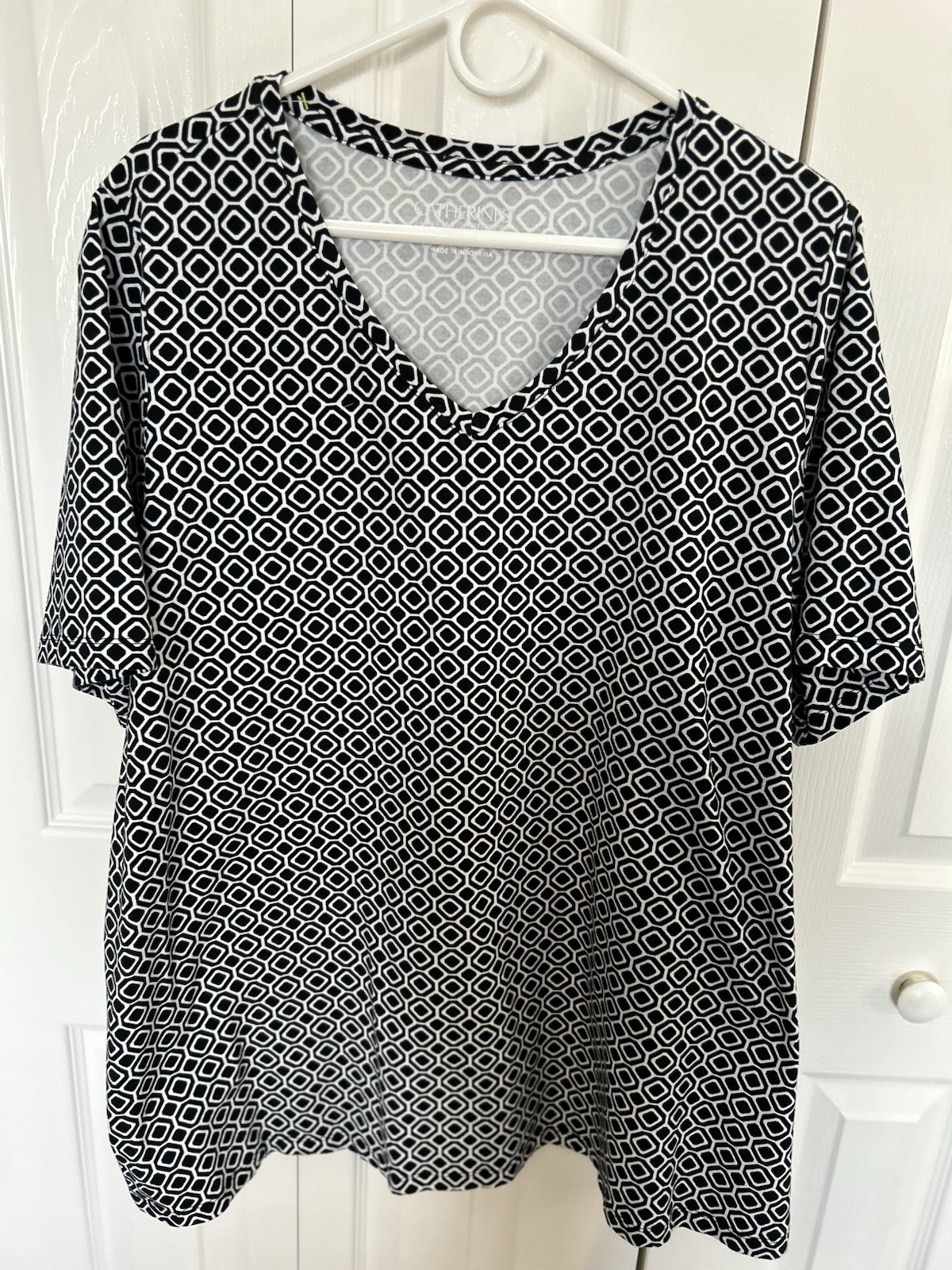 Catherines Black Print Top Size 1X