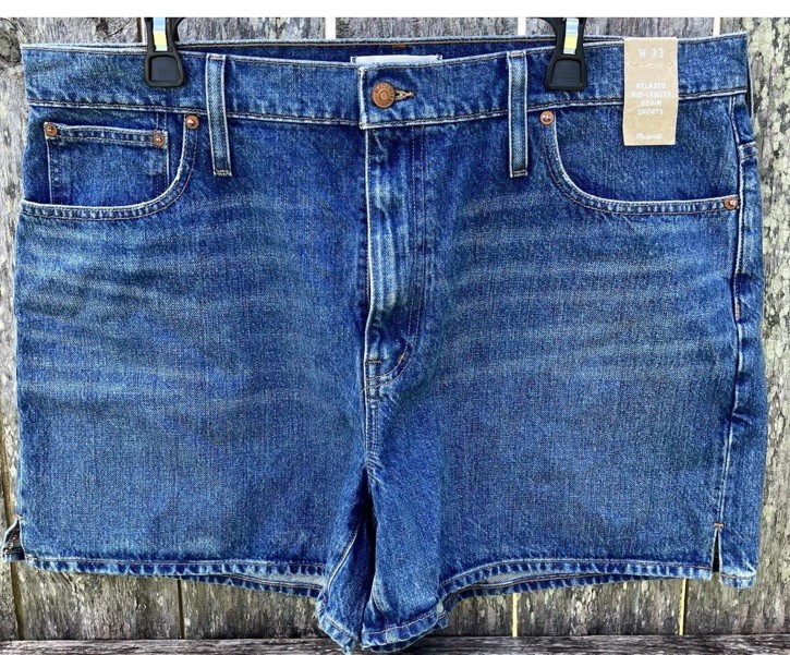 Madewell Relaxed Mid-Length Denim Shorts Size 33 NWT (MSRP $78.00)