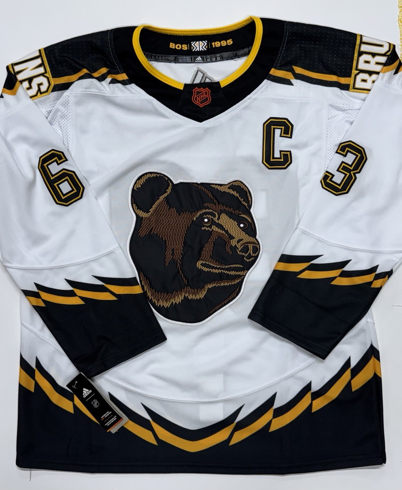Brad Marchand Boston Bruins Reverse Retro 2.0 Jersey White With Brad Marchand Boston Bruins Reverse Retro 2.0 Jersey White With