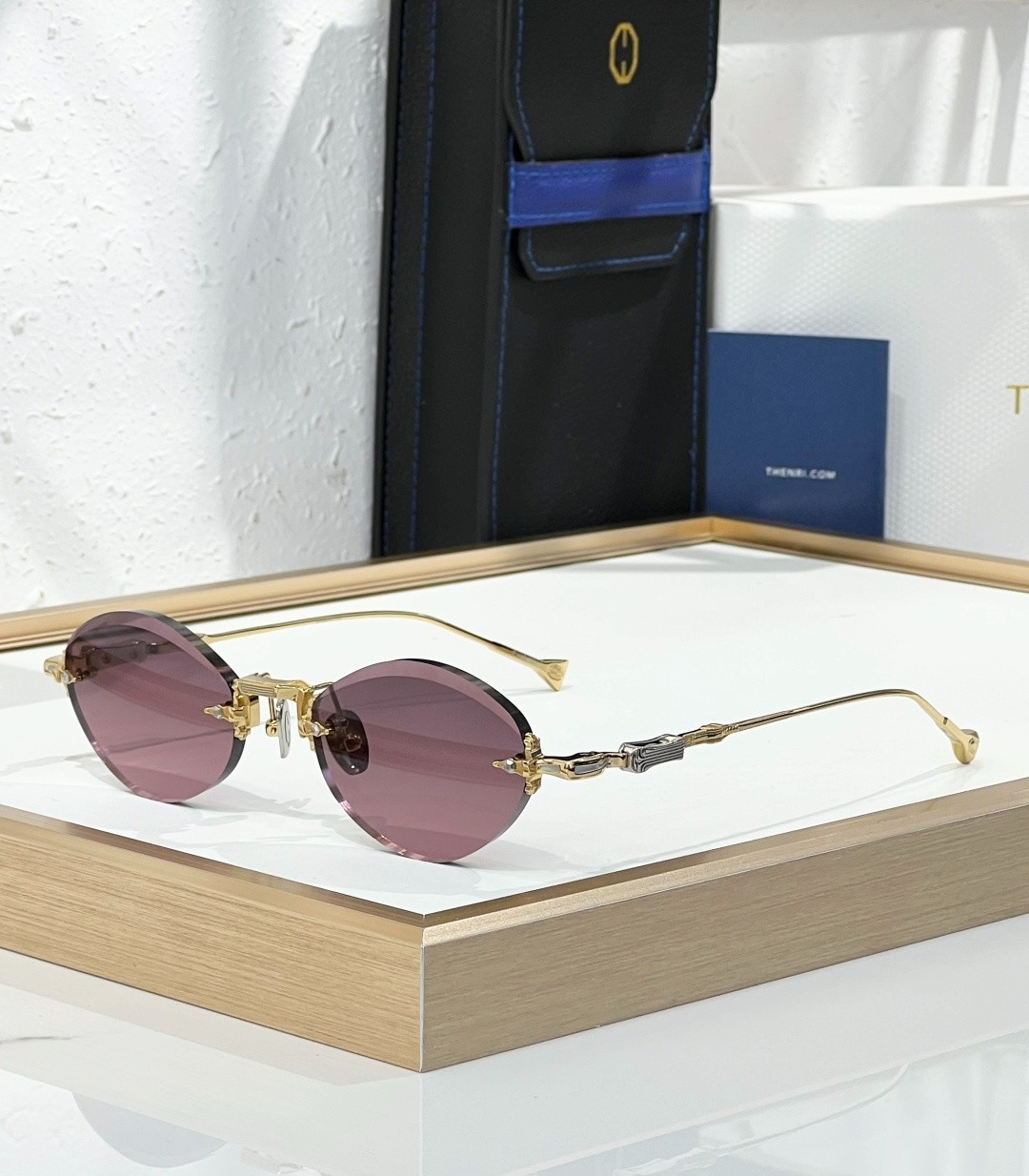 T-HENRI MOONBEAM Rimless Oval Sunglasses Gold Frame Purple Lenses 53-21-146 T-HENRI MOONBEAM Rimless Oval Sunglasses Gold Frame Purple Lenses 53-21-146