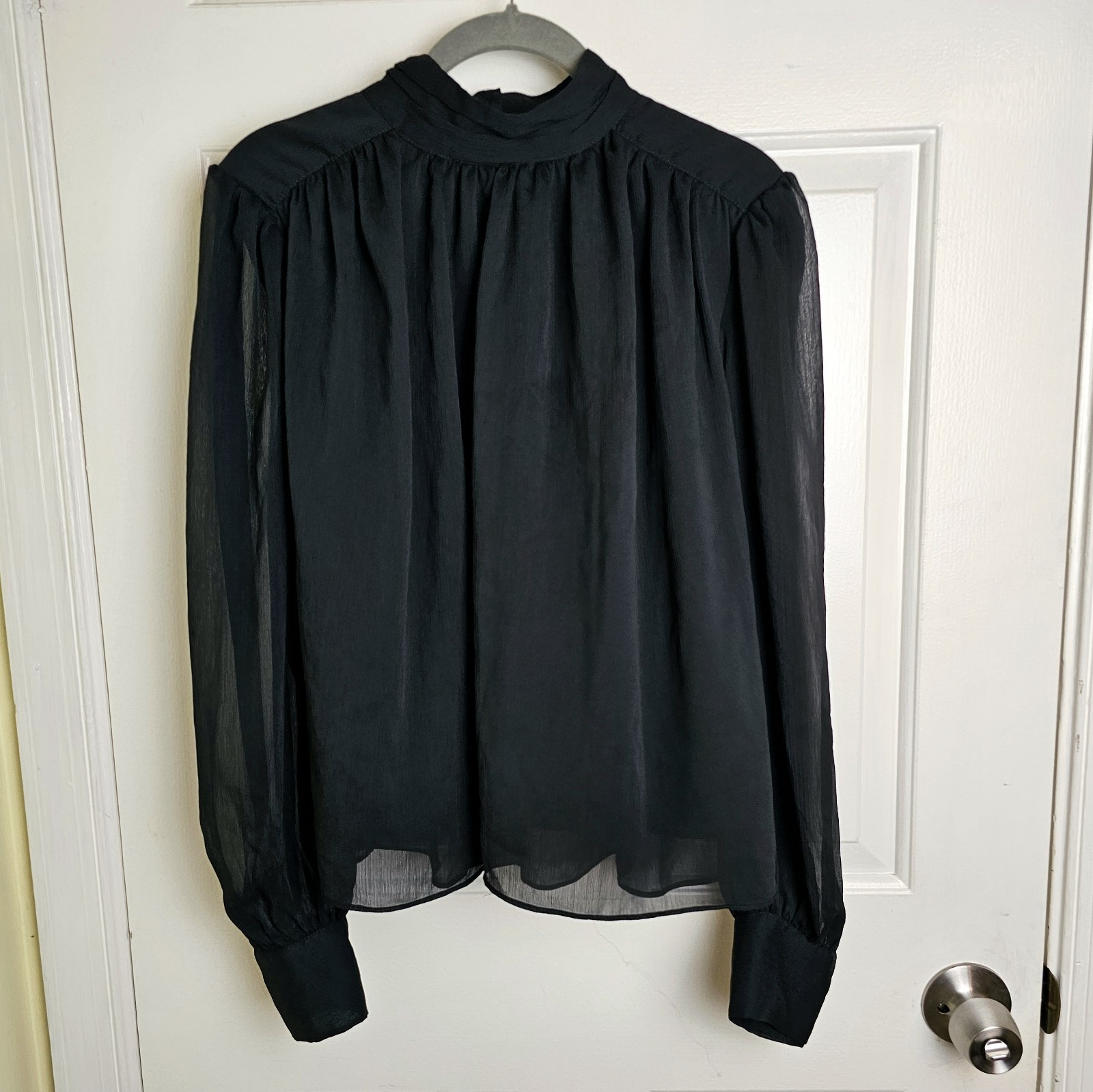 New Future Collective Mock Neck Layered Longsleeve Bouse Medium