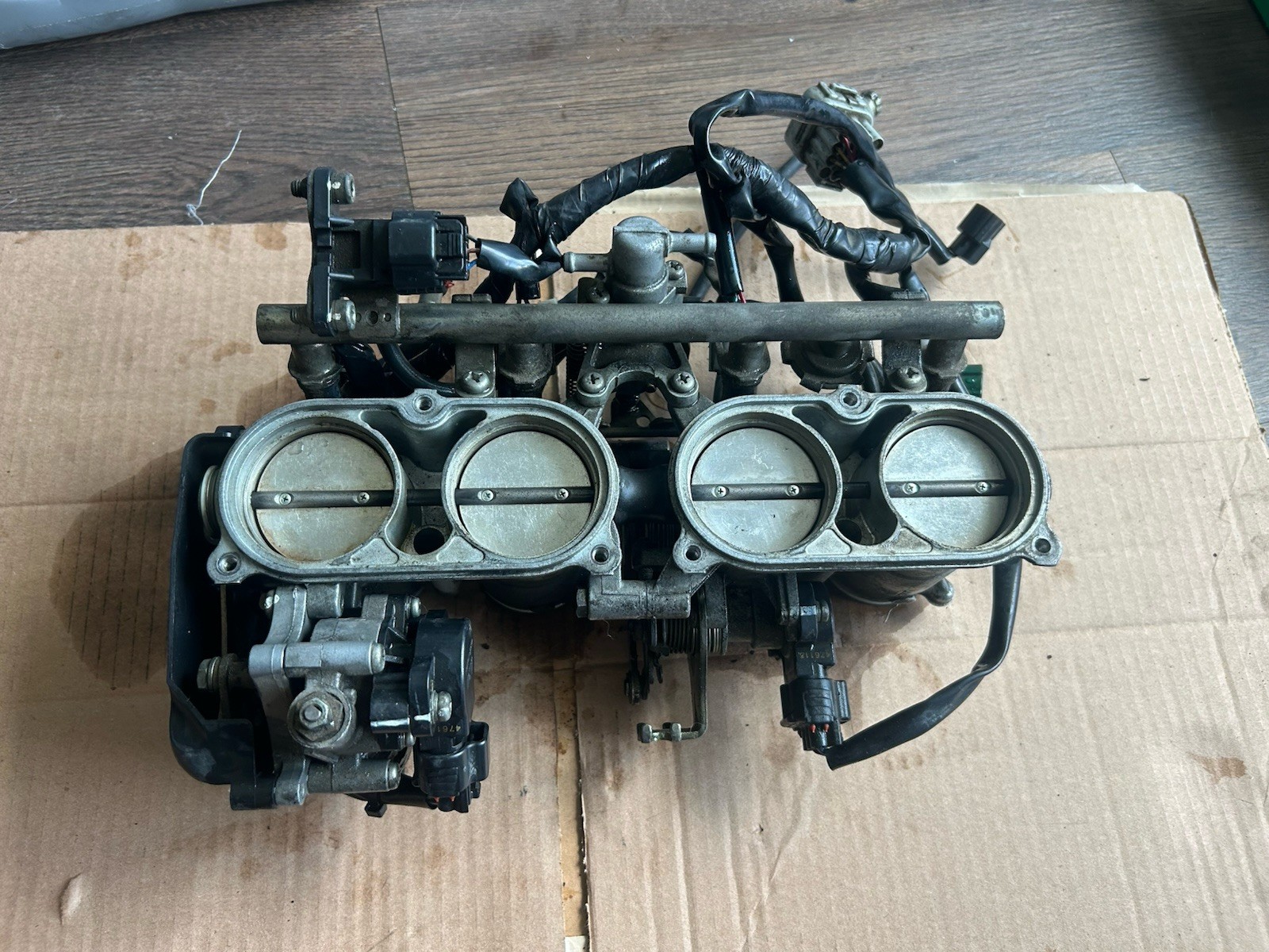 Complete 2006-2015 Yamaha FZ1 Throttle Body/Fuel Injectors OEM