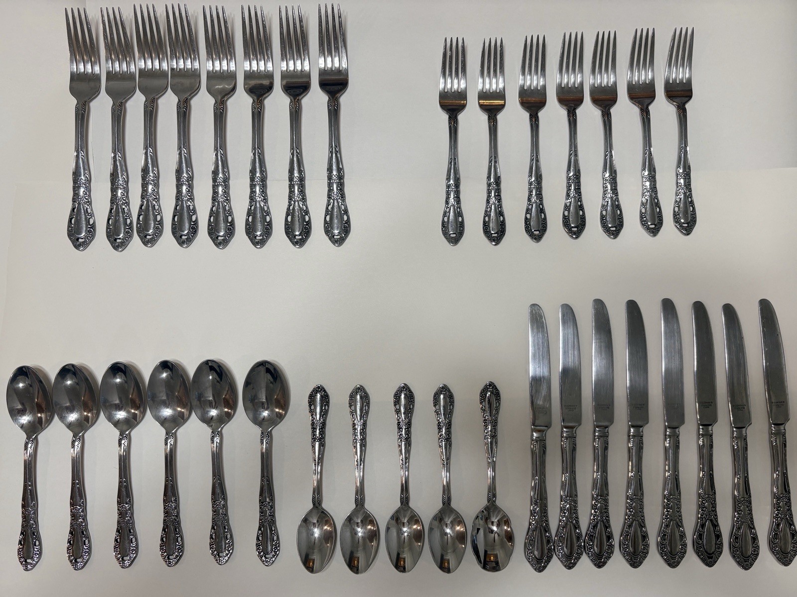 Lot Of 34 Gorham Buttercup Blossom Pattern 18/10 Stainless China Flatware