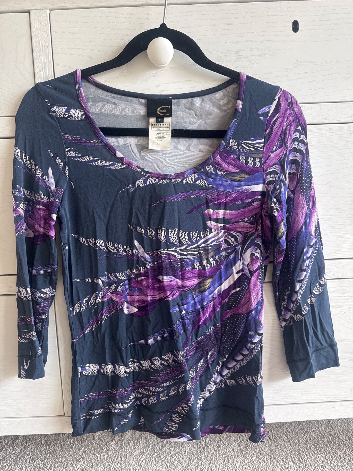 Vintage Just Cavalli Top Feather Print Y2K Italy Size Medium Vintage Just Cavalli Top Feather Print Y2K Italy Size Medium