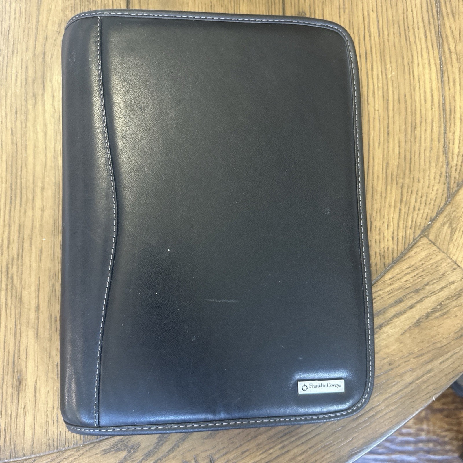 Franklin Covey Day One Classic Zip Planner 1
