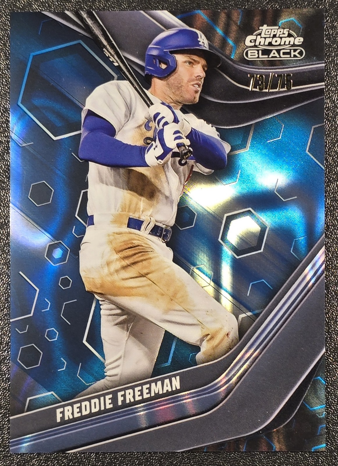 2023 Topps Chrome Black #72 FREDDIE FREEMAN Blue Refractor /150 2023 Topps Chrome Black #72 FREDDIE FREEMAN Blue Refractor /150