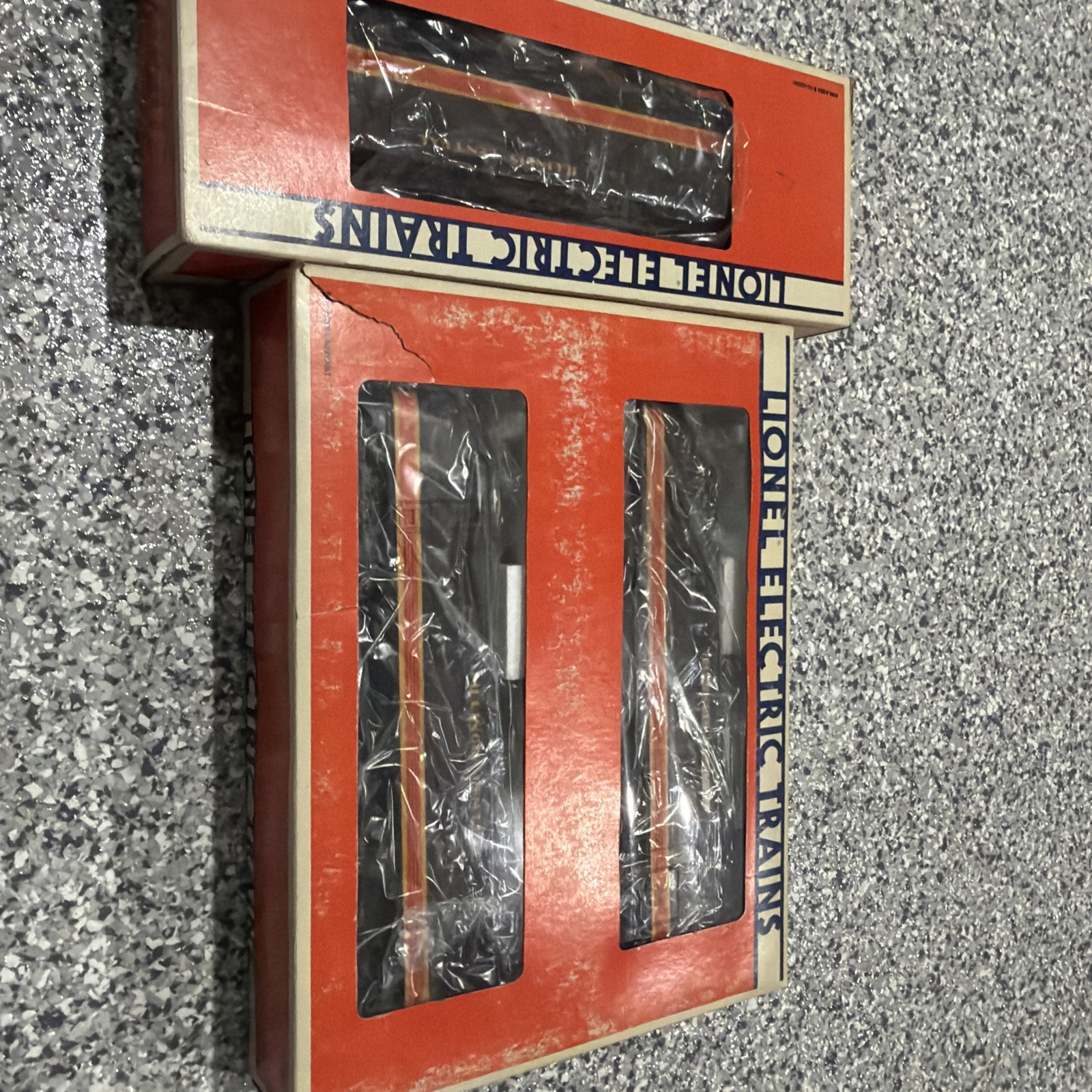 Lionel 6-8580 8581 Illinois Central F-3 ABA Diesels O Gauge New Conventional NOS Lionel 6-8580 8581 Illinois Central F-3 ABA Diesels O Gauge New Conventional NOS