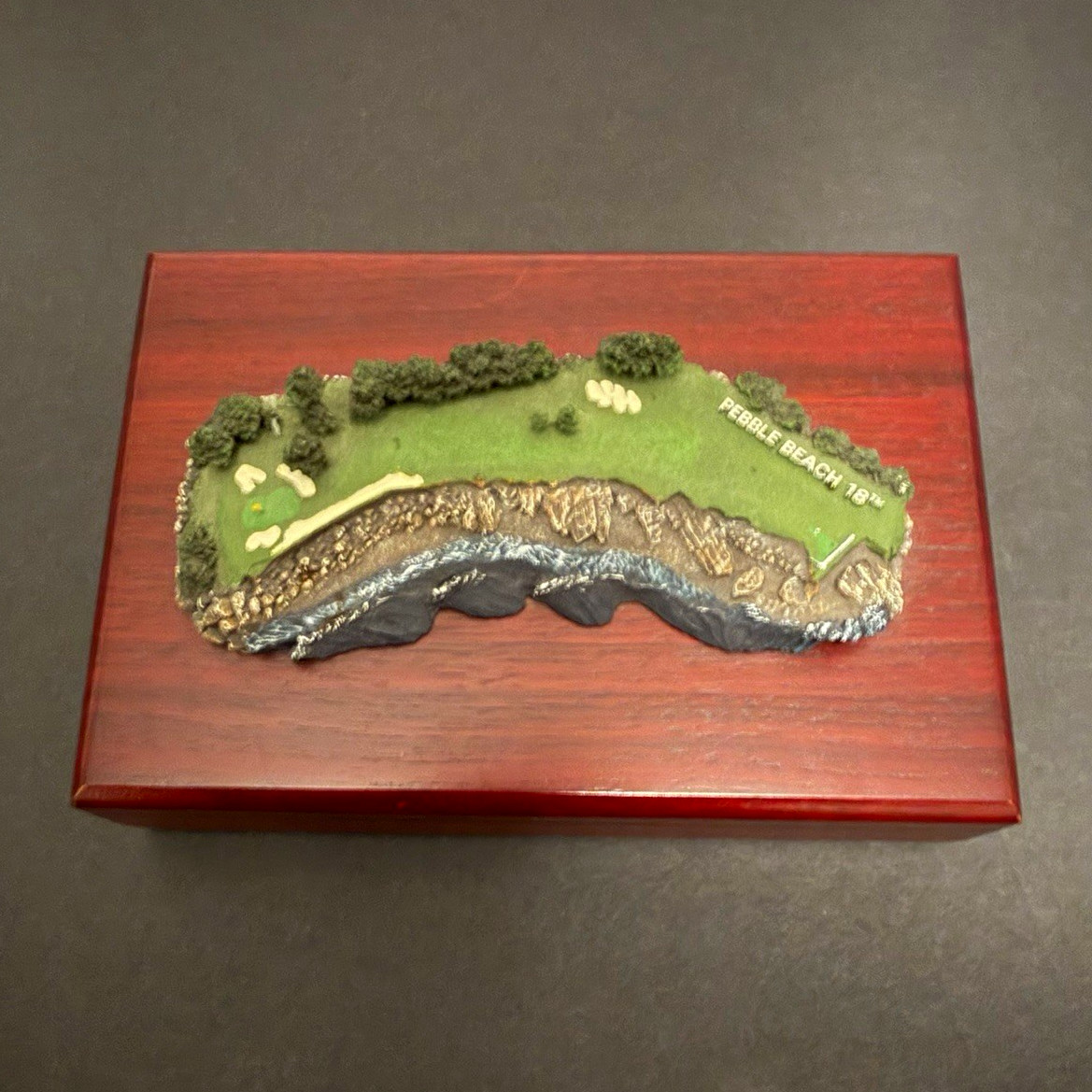 Fairway Replicas Pebble Beach 18th Hole Golf Keepsake Box Brown/Green