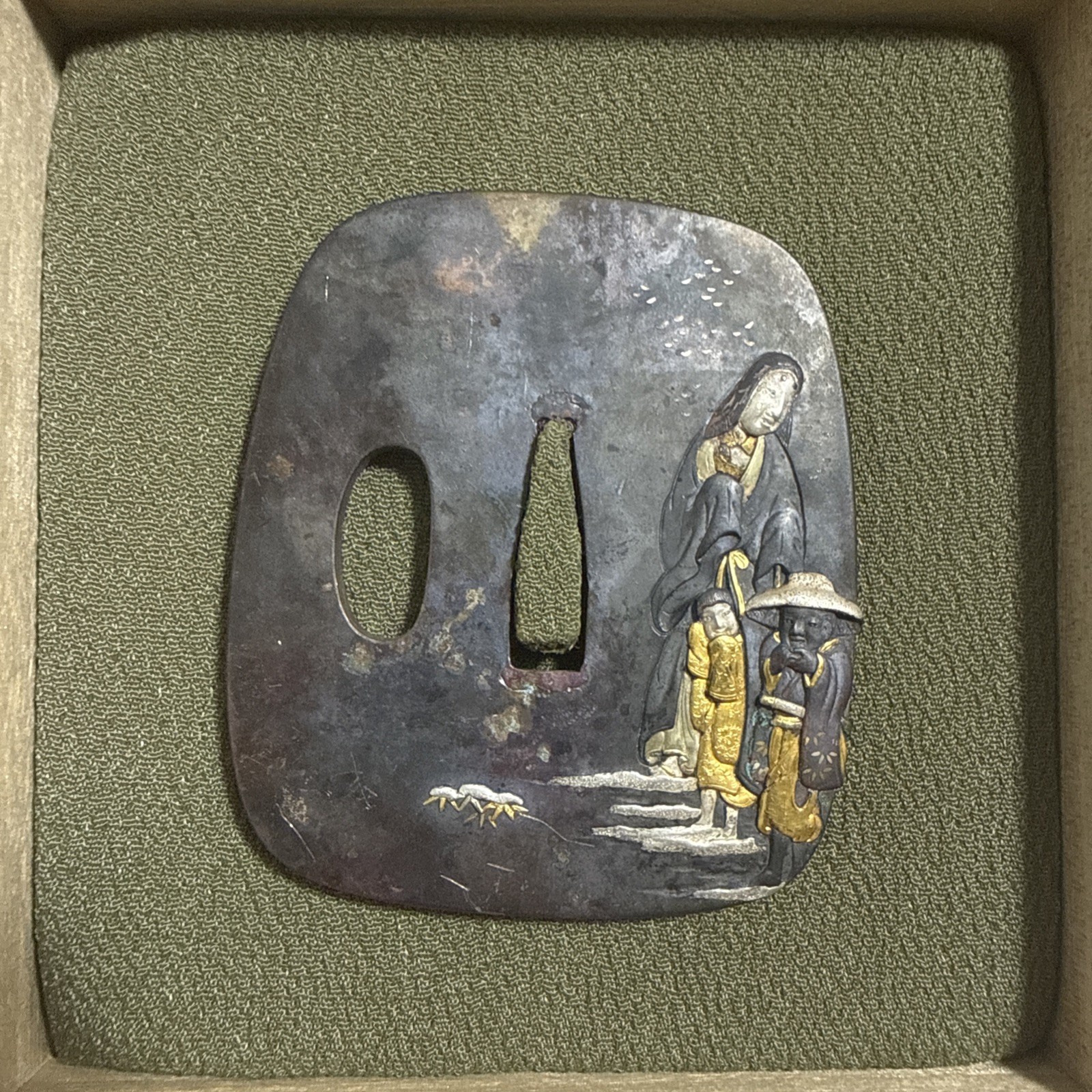Antique Japanese Tsuba – Tokiwa Gozen Fleeing in Snow