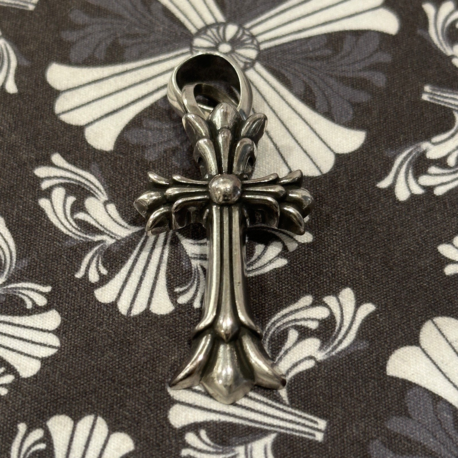 Chrome Hearts Silver Double Cross with Bale Pendant